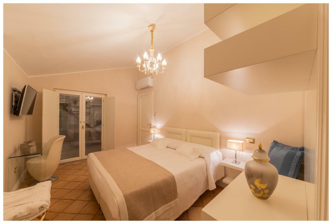 Boutique - Lodge & Suites Crotone Exteriör bild