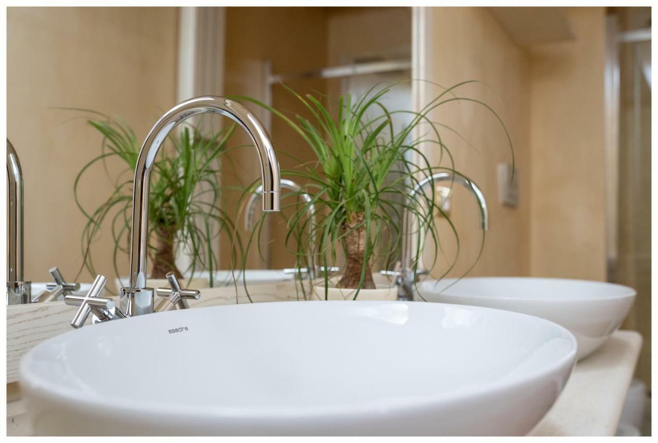 Boutique - Lodge & Suites Crotone Exteriör bild