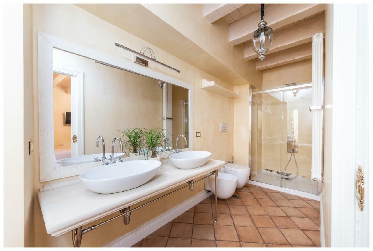 Boutique - Lodge & Suites Crotone Exteriör bild