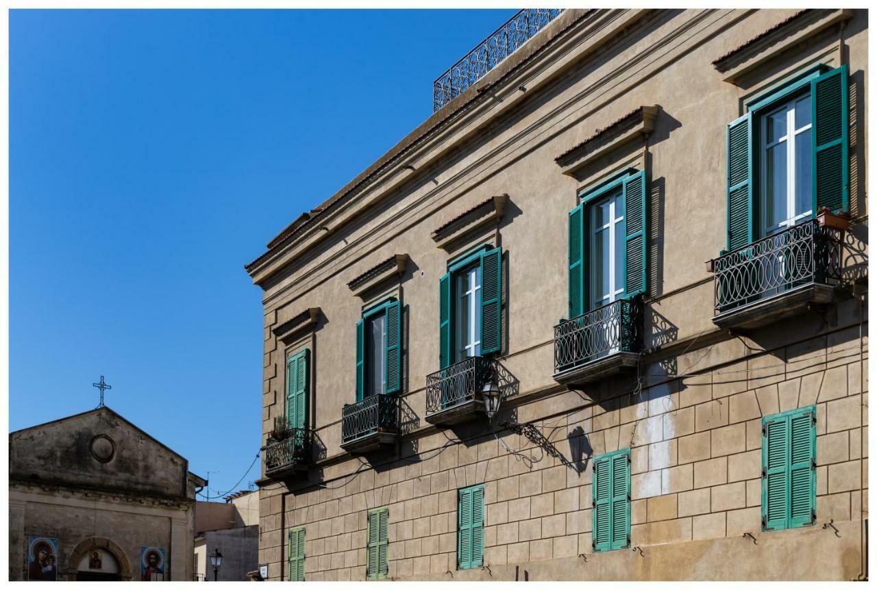 Boutique - Lodge & Suites Crotone Exteriör bild